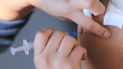Vacunación contra el sarampión en Chile: Cómo sé si me tengo que vacunar si nací entre 1971 y 1981