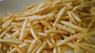 Crean papas fritas más saludables para reducir los índices de obesidad en Chile