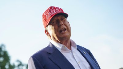 Sigue el conflicto entre Trump y Musk: Gobernante amenaza con retirarle subvenciones a sus empresas