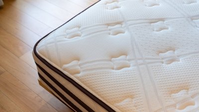 ¿Cada cuánto tiempo hay que cambiar un colchón para evitar molestias en la espalda y un mal dormir?