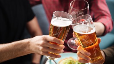 OMS instó a adoptar políticas duras contra el alcohol para reducir los casos de cáncer