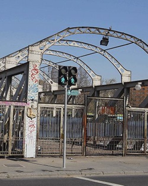 Puente Los Carros será restaurado para devolver vida al borde del Mapocho