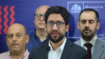 Ministro del Trabajo reiteró que funcionarios de confianza del actual Gobierno deben estar fuera el 11 de marzo