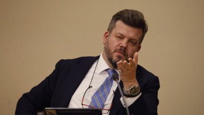 “Los presidentes se deben cuidar de tener un conflicto interno”: Experto y decisión del PNL de no participar del gobierno de Kast