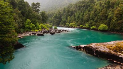 ¡Impresentable! Denuncian uso de motos acuáticas en áreas protegidas de la Patagonia