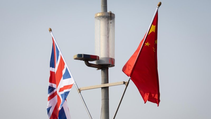 Starmer y Carney viajan a China: entre el pragmatismo y las contradicciones