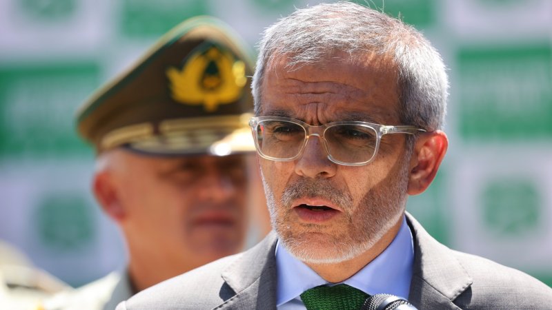 Ministro Cordero niega emergencia y dice que Kast enfrentará un mejor escenario