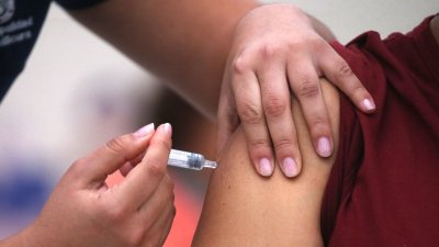 Campaña de vacunación contra influenza y covid-19 comienza el 1 de marzo