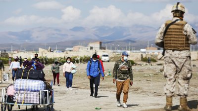 En un año: Chile ha reconducido 4.027 migrantes irregulares hacia Bolivia