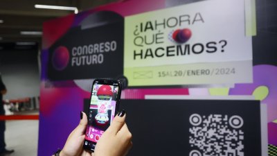 Premio Nacional de Ciencias y recorte a becas en el extranjero: “Daña lo poco que tenemos”