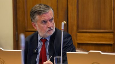 Ministro de Culturas y abucheos en función de La Pérgola de las Flores: “Lo que vivimos adentro fue una encerrona”