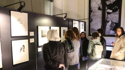 “Grabados Antigrabados”: Biblioteca Nacional celebra los 70 años de Poemas y antipoemas de Nicanor Parra con muestra de Taller 99