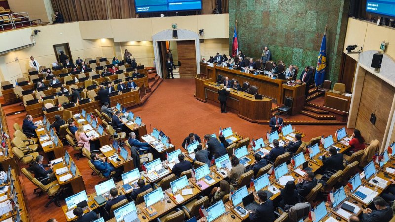 Cámara de Diputados rechaza por falta de quórum comisión investigadora por caso Cerimedo