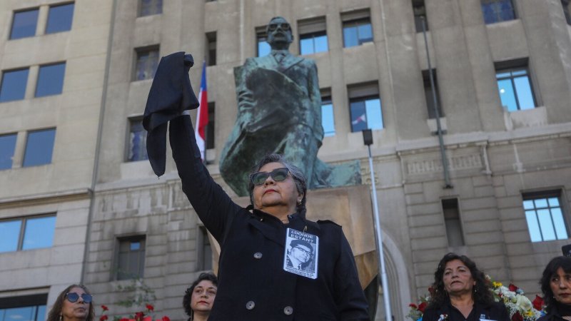 11 de septiembre: Oposición homenajeará a Salvador Allende y Gobierno descarta acto oficial