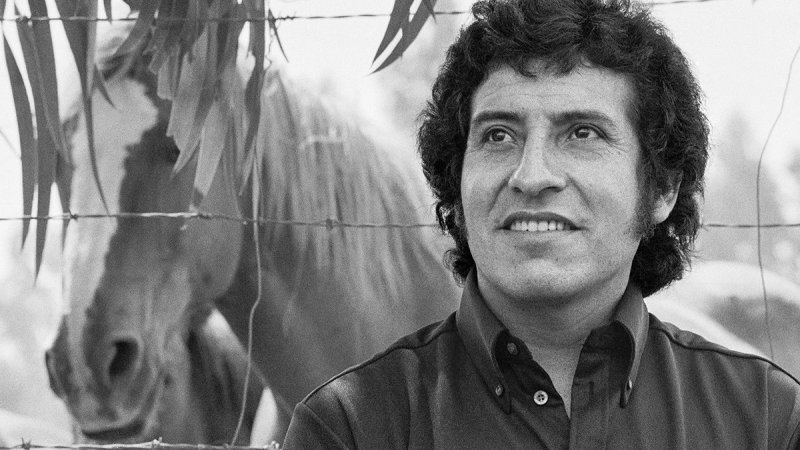 La obra de Víctor Jara llegará al Grammy Latino en la voz de Manuel García