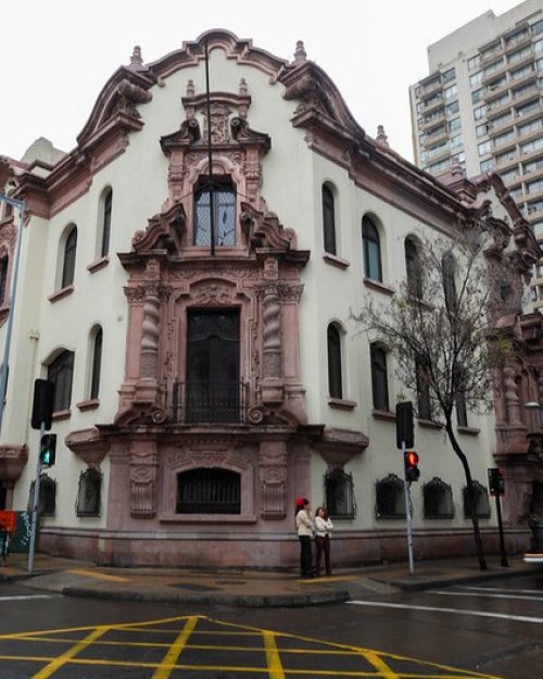 De inmueble deteriorado a espacio para la innovación: Casona Ariztía inicia una nueva etapa en Santiago
