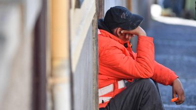 Chile no duerme y se siente más solo: La salud mental en el país está en sus peores niveles desde la pandemia