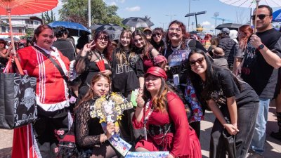 “Un ejemplo para otros eventos, sobre todo deportivos”: Carabineros elogia buen comportamiento de las ARMY en gira de BTS