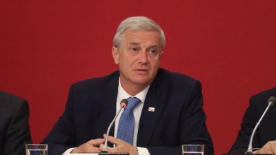 Aprobación del Presidente Kast cae al 29% en medio de la polémica por rebajas de condenas a abusadores sexuales