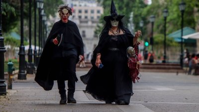 Panoramas de miedo para Halloween: Desde concierto de música de películas de terror hasta tour por el cementerio